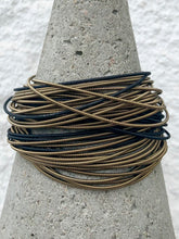 Lade das Bild in den Galerie-Viewer, Armband - la mollla | BRONZE BLACK
