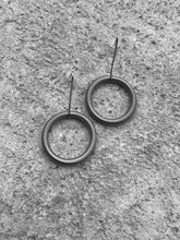 Lade das Bild in den Galerie-Viewer, Ohrhänger - la mollla | OH LONG