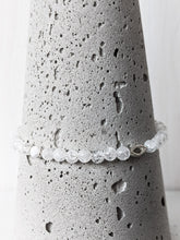 Lade das Bild in den Galerie-Viewer, Armband aus Bergkristall und Silber online kaufen