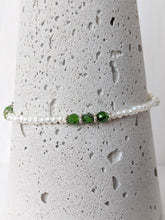 Lade das Bild in den Galerie-Viewer, Perlenarmband mit grünem Diospid &amp; Silber online kaufen
